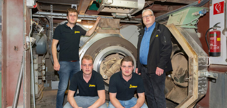 Bos - pa met zonen -2KLEIN